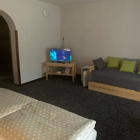 Lomniczanka 3*